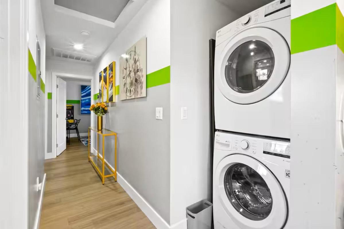 Apartamento C- Vibrant And Glam Noho Pad Near U-studios And H-sign *